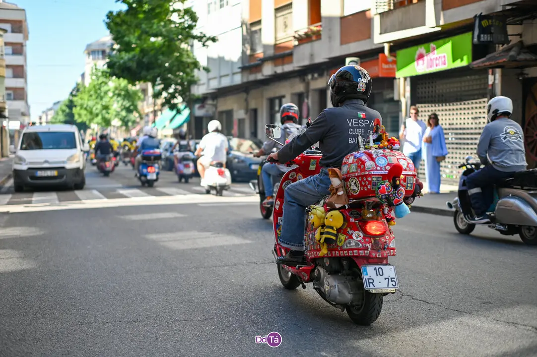 VESPAS E LAMBRETTAS-100