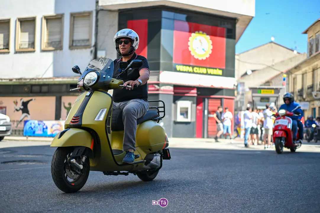 VESPAS E LAMBRETTAS-104