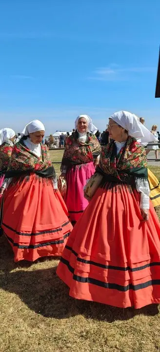 20250727 XVI Certame Celtib&eacute;rico de Bandas de Gaitas Manzaneda, banda gaitas Ri&oacute;s (8)