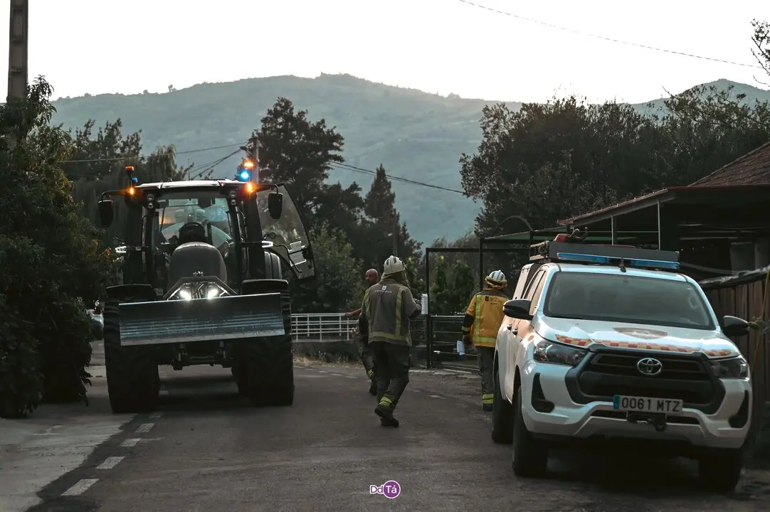 20250812 IFAGranxaO&iacute;mbra, incendio o&iacute;mbra, zona vilaza (37)