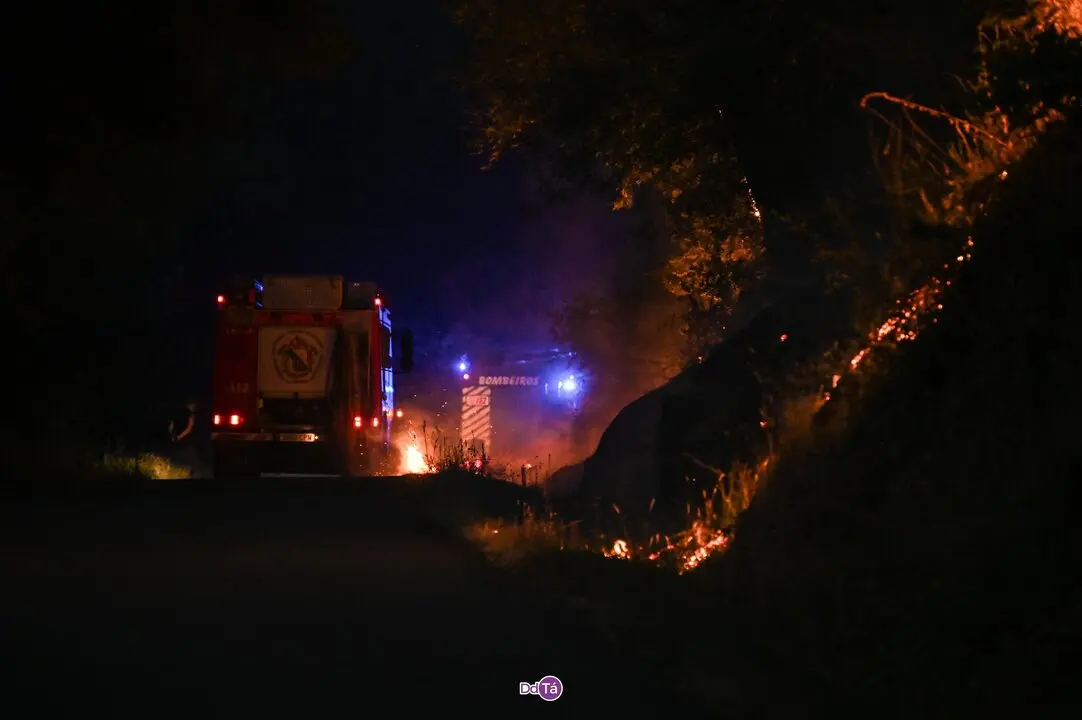 20250812 IFAGranxaO&iacute;mbra, incendio o&iacute;mbra, zona vilaza (38)