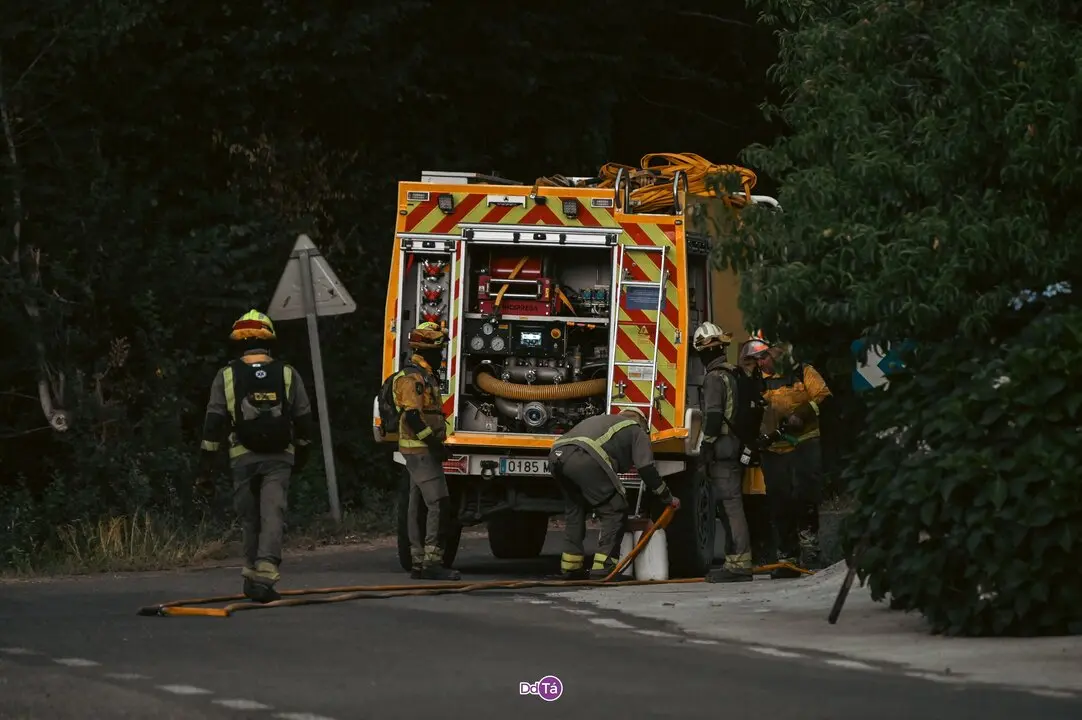 20250812 IFAGranxaO&iacute;mbra, incendio o&iacute;mbra, zona vilaza (39)