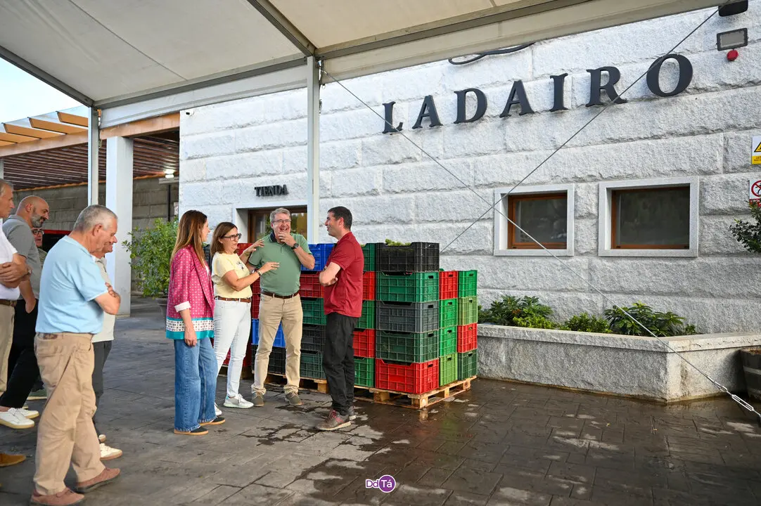 ladairo-27