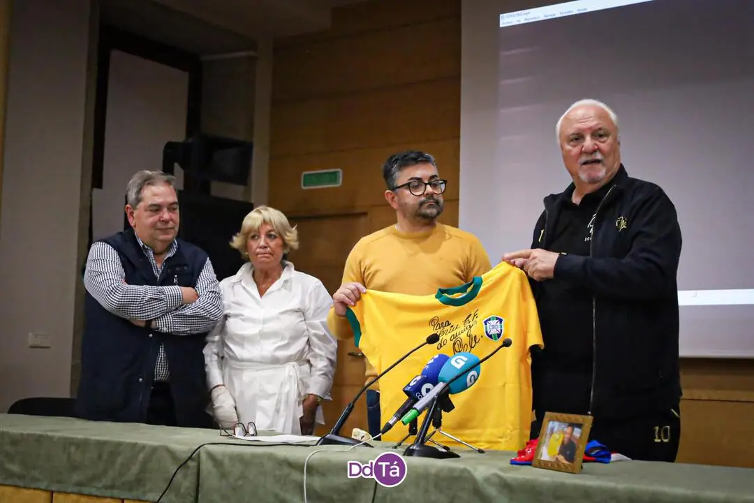 Homenaxe VERIN CF_PEL&Eacute;_Pepito Fornos_outubro 2025-14
