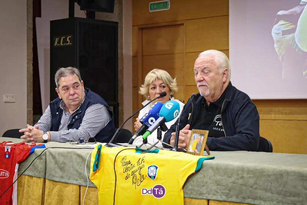 Homenaxe VERIN CF_PEL&Eacute;_Pepito Fornos_outubro 2025-35
