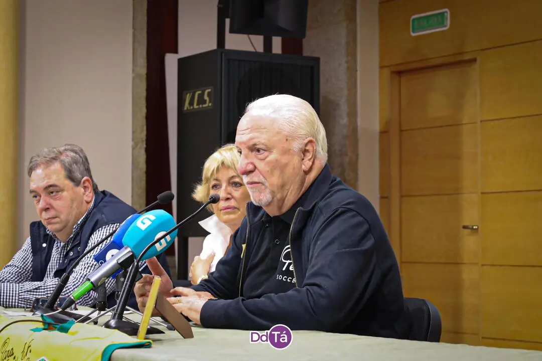 Homenaxe VERIN CF_PEL&Eacute;_Pepito Fornos_outubro 2025-33