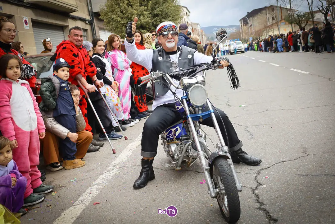 desfile domingo gordo verin entroido 2026-031