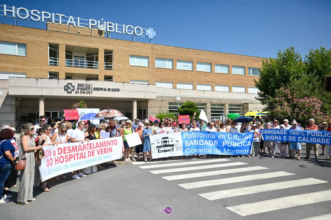 Los colectivos anuncian nuevas movilizaciones para reclamar mejoras sanitarias en la comarca. | FOTO: Noelia Caseiro.