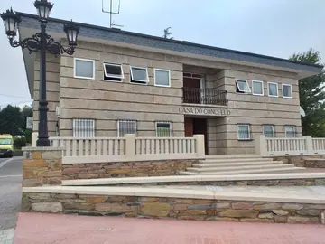 Casa Consistorial de laza