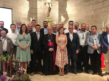 Todos os cofrades do pasado ano 2019, no acto de inauguraci&oacute;n da XIV Edici&oacute;n da Feira do Vi&ntilde;o de Monterrei. | FOTO: Archivo.
