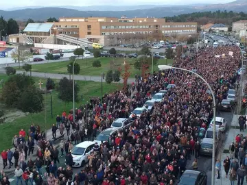 Manifestaci&oacute;n do pasado 30 de novembro de 2019 pola r&uacute;as de Ver&iacute;n. | FOTO: Xos&eacute; Lois Colmenero.