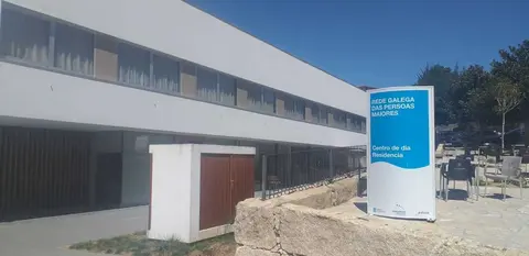 Centro de Mayores de Vilardev&oacute;s. | FOTO: Xos&eacute; Lois Colmenero.