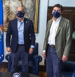 El futuro regidor, Andr&eacute;s Montesinos con Manuel Baltar. | FOTO: Cedida.