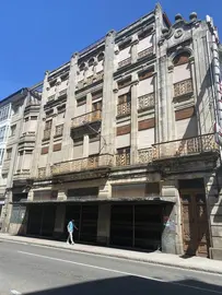 Fachada de Almacenes Recaredo Romero, en la avenida Luis Espada de Ver&iacute;n.