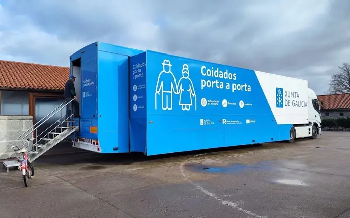 Unidade m&oacute;bil de Coidados Porta a Porta.