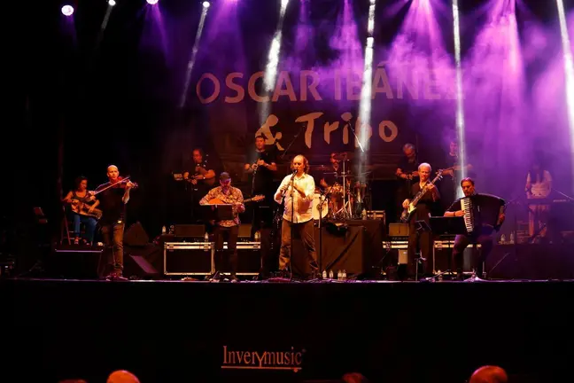 &Oacute;scar Ib&aacute;&ntilde;ez & Tribo_fotos de Gonzalo Matalobos