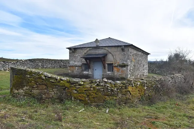 Fradelo, Viana do Bolo, capela de San Cir&iacute;aco, FOTO de Adri&aacute;n Est&eacute;vez