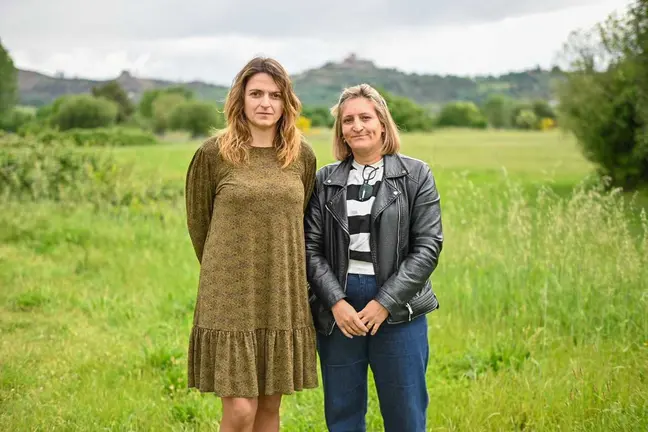 La coordinadora comarcal Marina Vaz Quintill&aacute;n y la diputada provincial Eva P&eacute;rez Gamote.