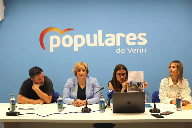 Los concejales del Partido Popular, en la convocatoria de prensa de este mi&eacute;rcoles.