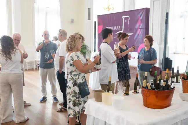 Los vinos de la D.O. Monterrei se presentaron ante profesionales del sector en el Gran Casino Sardinero de Santander.