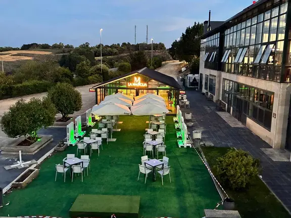 Las instalaciones de La Magnolia se encuentran preparadas para que puedas relajarte durante el verano.