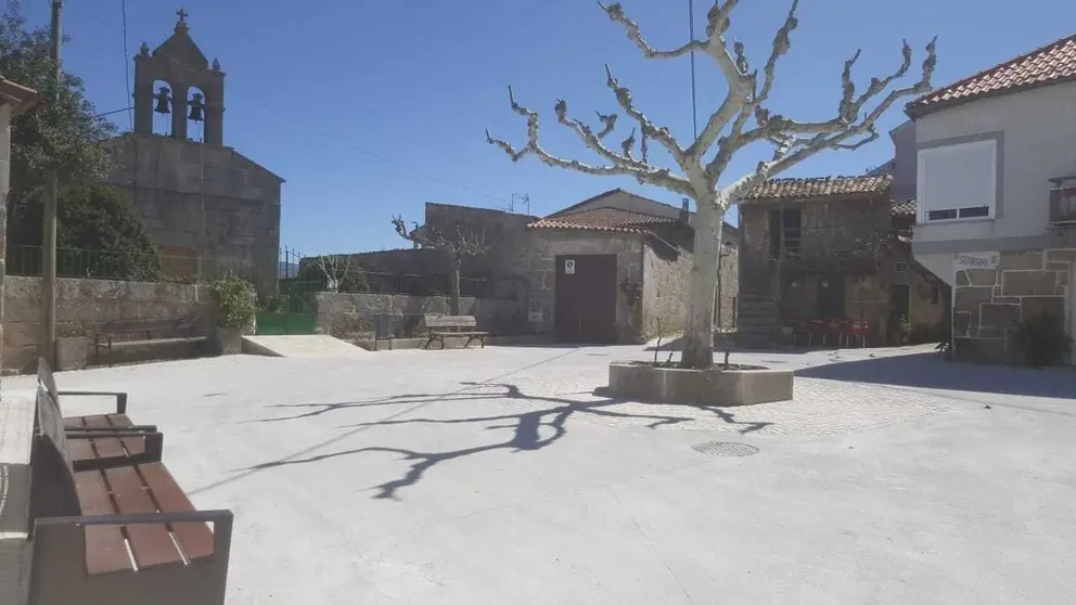 Plaza de la localidad de Rabal, en O&iacute;mbra, en la que se registr&oacute; un positivo.