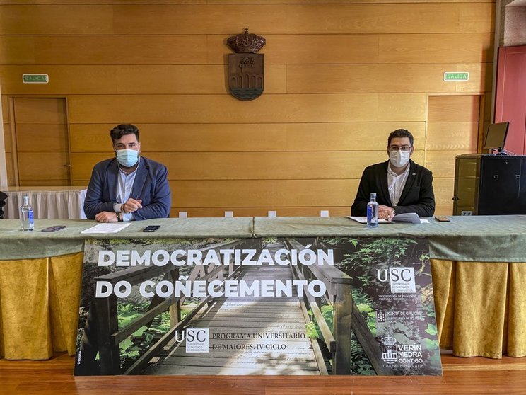 Diego Lourenzo e Alexandre Sotelino, na presentación das xornadas de Democratización. | FOTO: Carlos Montero.
