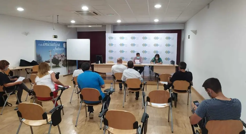 A xunta directiva de Monteval celebrada onte a &uacute;ltima hora da tarde.