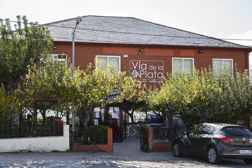 Restaurante V&iacute;a de la Plata en O Pereiro, A Mezquita