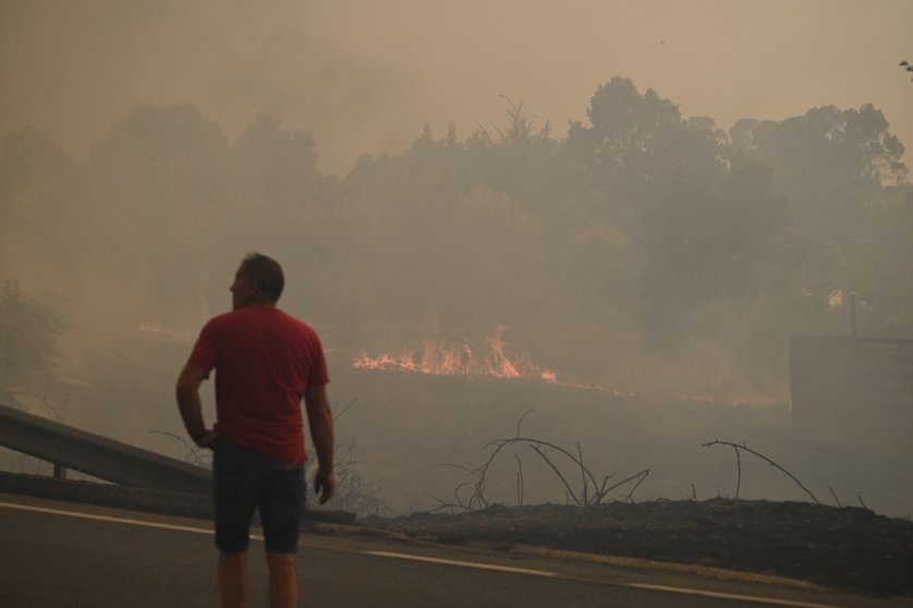 Incendio del pasado 3 de agosto en Verín. | FOTO: Noelia Caseiro.