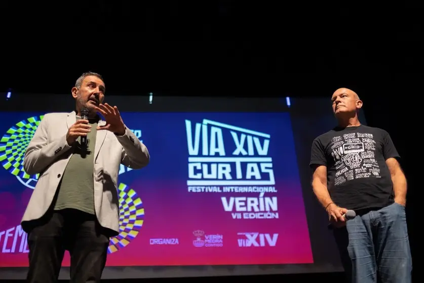 Manolo  Torrente (esquerda) estivo onte no FIC para falar do seu documental "Mauthausen, regreso ao campo da morte".