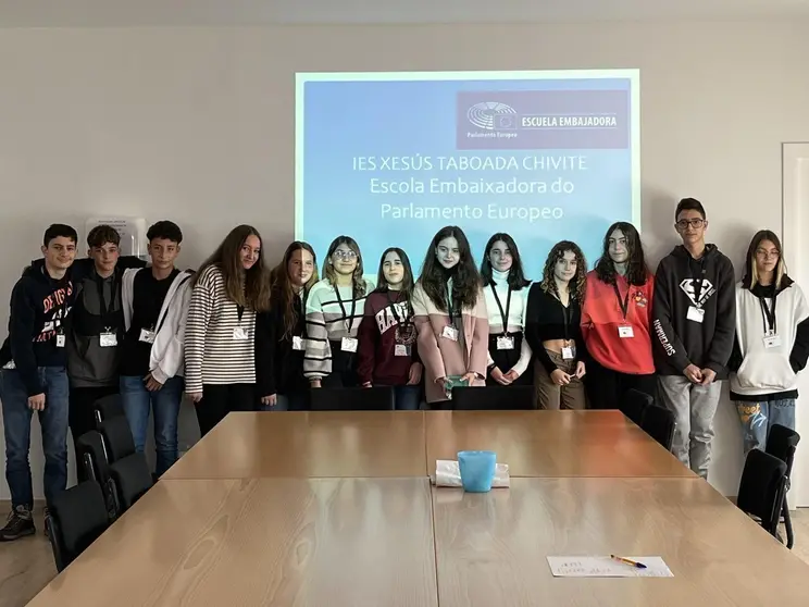 Alumnos do Chivite nomeados como embaixadores junior do Parlamento Europeo.