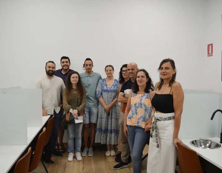Integrantes de la cata de calificaci&oacute;n de la cosecha 2022, en la sede de la D.O. Monterrei.
