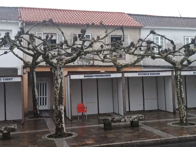 La vivienda afectada, en la Praza do Cruceiro de Ri&oacute;s. | FOTO: Javier Rodr&iacute;guez.