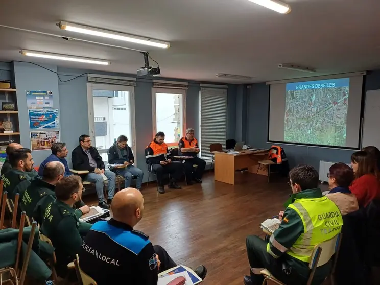 A reuni&oacute;n para dese&ntilde;ar o Plan de Autoprotecci&oacute;n do Entroido tivo lugar este domingo.