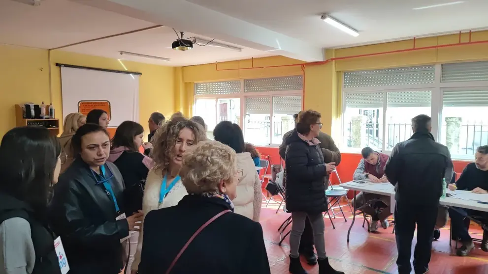 6.734 personas acudieron a votar en el concello de Ver&iacute;n, un 64,67%, o lo que es lo mismo, un 5,22% m&aacute;s que en 2020 (59,45%, con 6.290 votantes). | FOTO: Xos&eacute; Lois Colmenero.