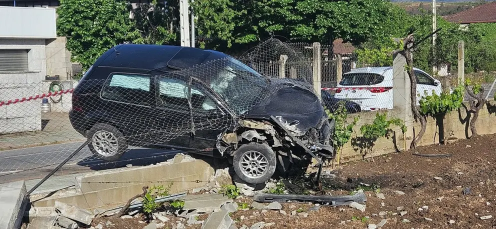 El accidente tuvo lugar alrededor de las 6:00 horas de esta ma&ntilde;ana de domingo.