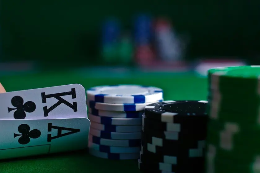 casino online_michal-parzuchowski-unsplash