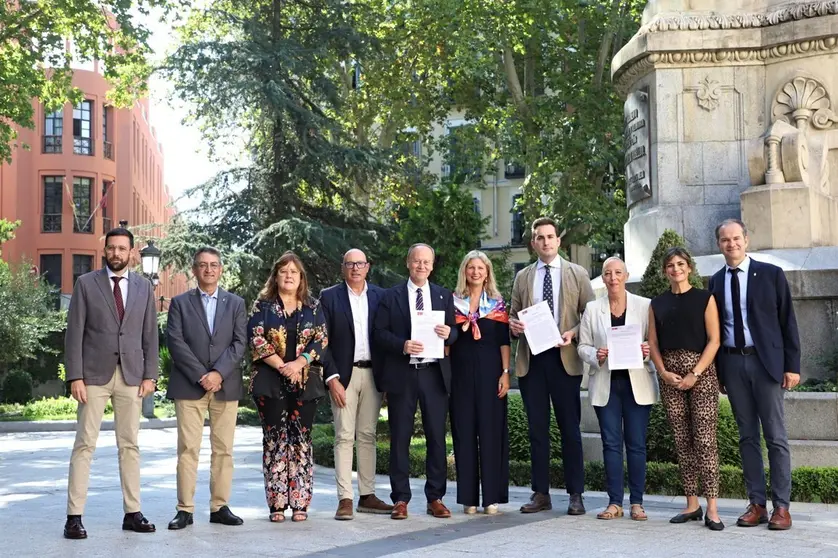 PSOE Senado moci&oacute;n axudas EHE