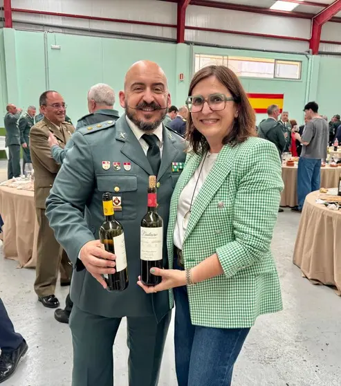 20250428 teniente coronel Berguillo y ana villarino toma de posesi&oacute;n Jefe de la comandancia de la guardia civil de Ourense
