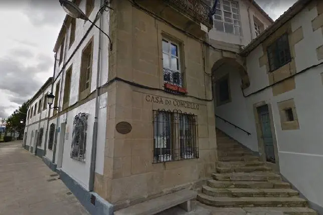 Casa do Concello de Viana do Bolo, pequena