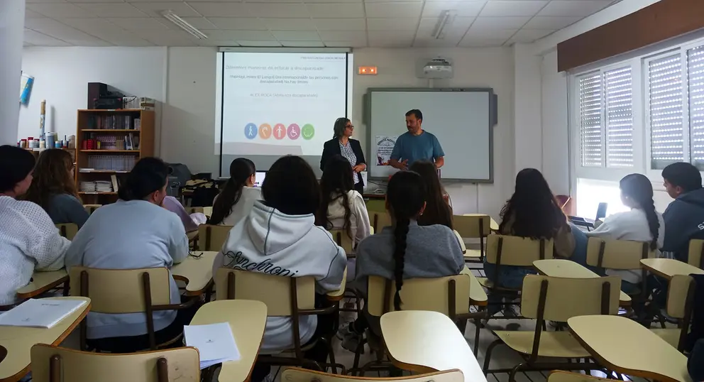 20250521 Charla Cogami Cole Laureano Prieto A Gudi&ntilde;a02