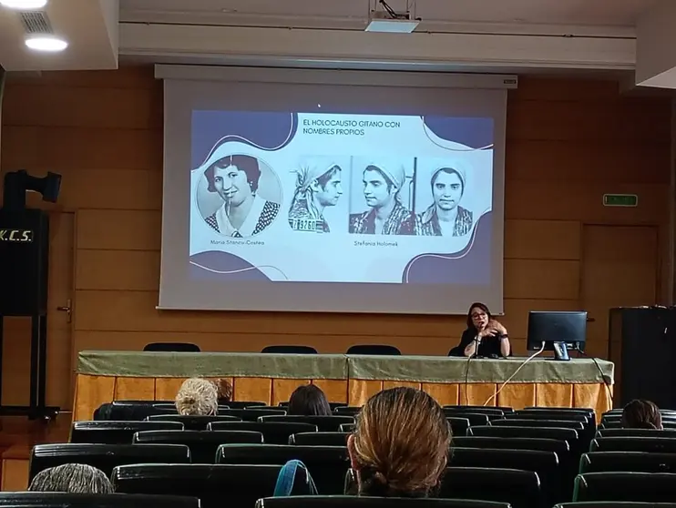 20250610 I ENCONTRO DE MULLERES XITANAS VER&Iacute;N FOTO CIM MACOMUNIDADE