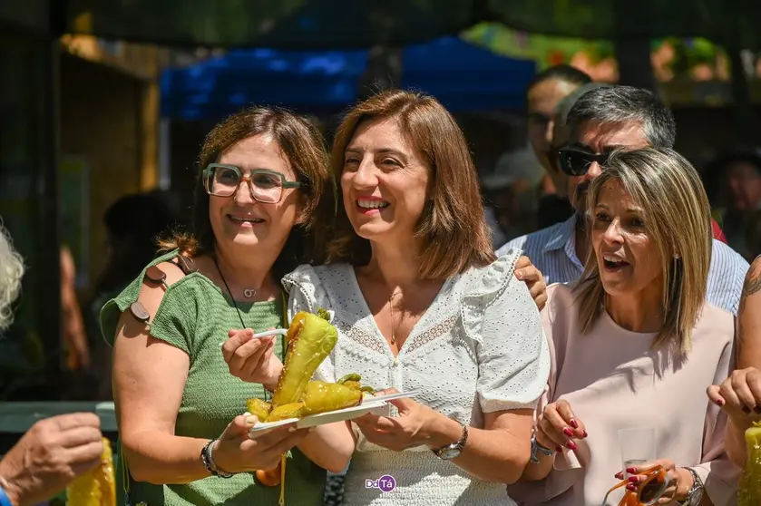 20250803 Feira Pemento O&iacute;mbra &Aacute;nxeles V&aacute;zquez, conselleira medio ambiente, ana villarino