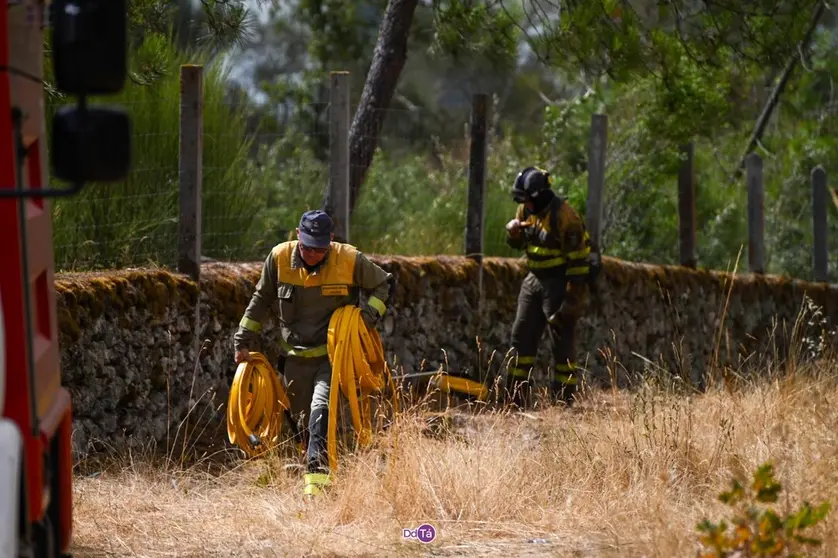 20250812 Incendio forestal  O&iacute;mbra, IFAGranxaO&iacute;mbra, a granxa, as chas, brigadistas