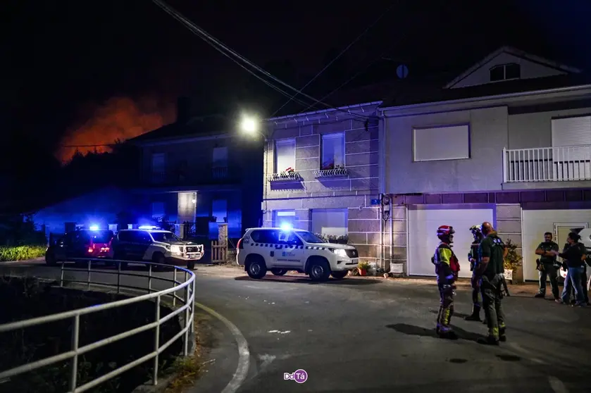 20250812 Incendio O&iacute;mbra, IFAGranxaO&iacute;mbra, Vilaza (3)