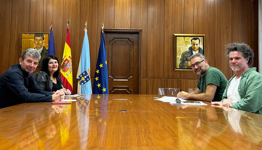 Integrantes de la mesa provincial de incendios de la Deputaci&oacute;n de Ourense.