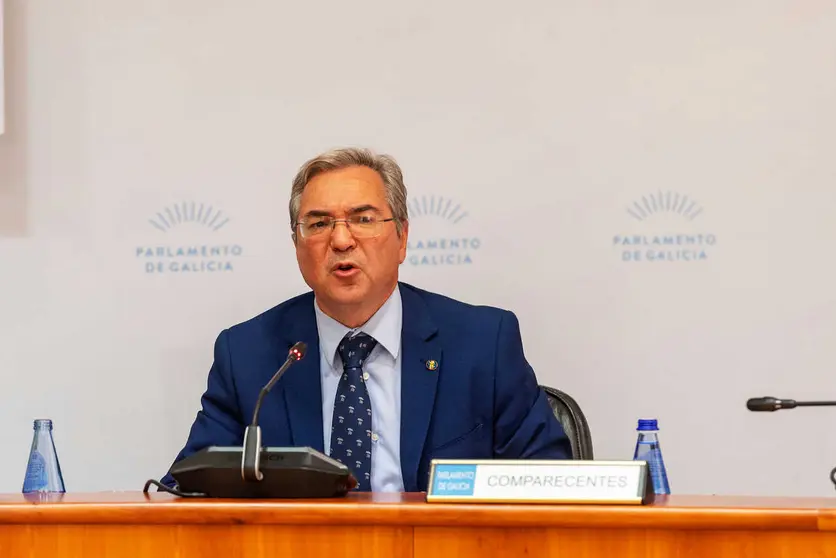 PRESENTACI&Oacute;N DOS ORZAMENTOS DA DEPUTACI&Oacute;N DE OURENSE NO PARLAMENTO DE GALICIA.
O presidente provincial, Luis Menor, comparece no Parlamento de Galicia para presentar os orzamentos da Deputaci&oacute;n de Ourense na Comisi&oacute;n parlamentaria de Econom&iacute;a, Facenda e Orzamentos. (Santiago de Compostela)