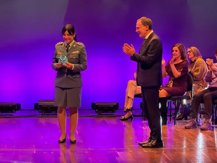 La verinense Isabel Garc&iacute;a N&uacute;&ntilde;ez, en la gala de este lunes en el auditorio leon&eacute;s.
