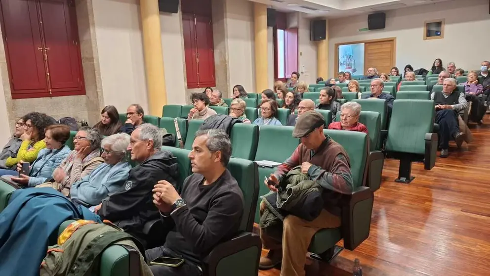 "Reverdecer" se desarroll&oacute; en la Casa da Cultura de Ver&iacute;n.